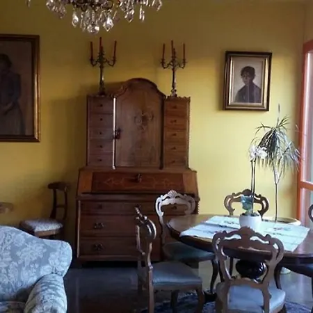 Lägenhet Benvenuti A Casa Incerpi