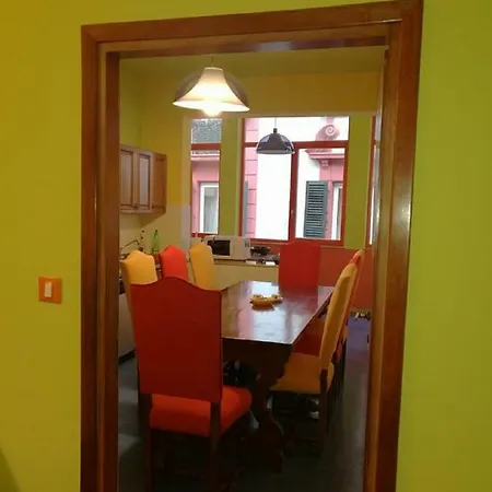Lägenhet Benvenuti A Casa Incerpi